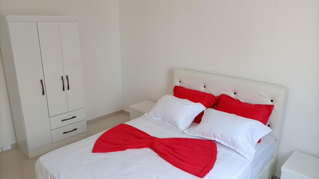 T2 Da Marilia Fonte Frances Apartment Mindelo Luaran gambar